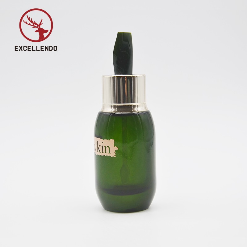 New Design Reusable Empty Glass Perfume Bottle with Pump or Cap for Cosmeic Perfume Essential Oil